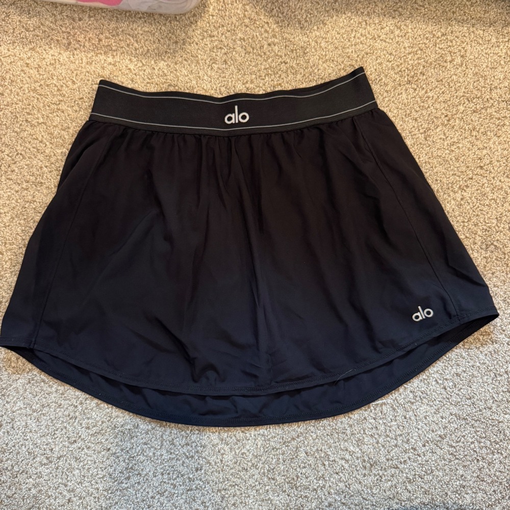Alo Yoga match point Skirt Black Logo Waistband Athletic Skort Womens